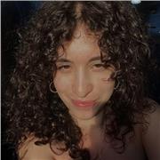 Studentessa universitaria (maturità classica) per aiuto compiti/ripetizioni a studenti dalla scuola primaria fino alle superiori